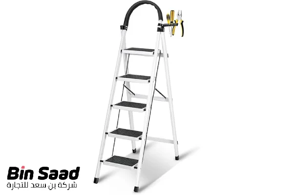 سلالم المنيوم للبيع 6 درج من افضل انواع السلالم المعدنية